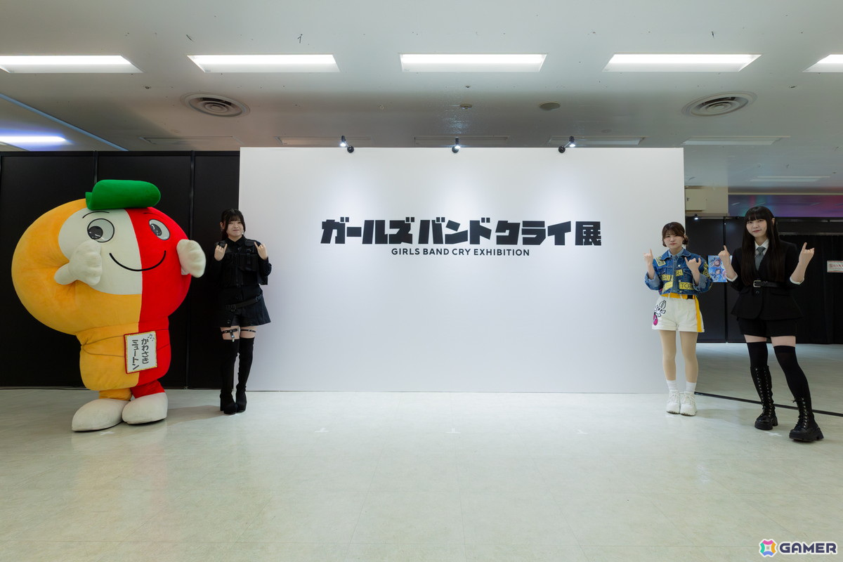 「ガールズバンドクライ展」トゲナシトゲアリより理名さん、夕莉さん、朱李さんが登壇したオープニングセレモニーをレポート!の画像
