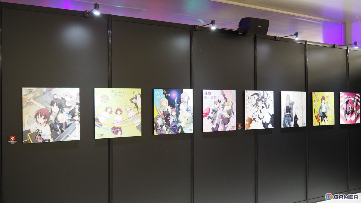 「ガールズバンドクライ展」トゲナシトゲアリより理名さん、夕莉さん、朱李さんが登壇したオープニングセレモニーをレポート！の画像9