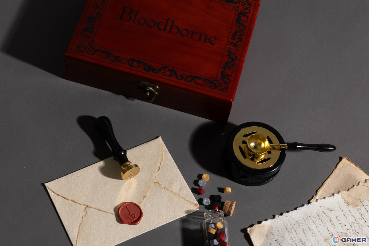 「Bloodborne」星見時計を模した置き時計や血の女王へ捧げるワイングラスなどのコラボアイテムがSuperGroupiesより登場!の画像
