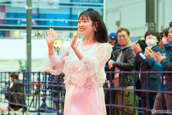 TVアニメ「片田舎のおっさん、剣聖になる」平田広明さん、東山奈央さん、西川貴教さんらが出演したレッドカーペット＆先行上映会の公式レポートが公開！の画像4