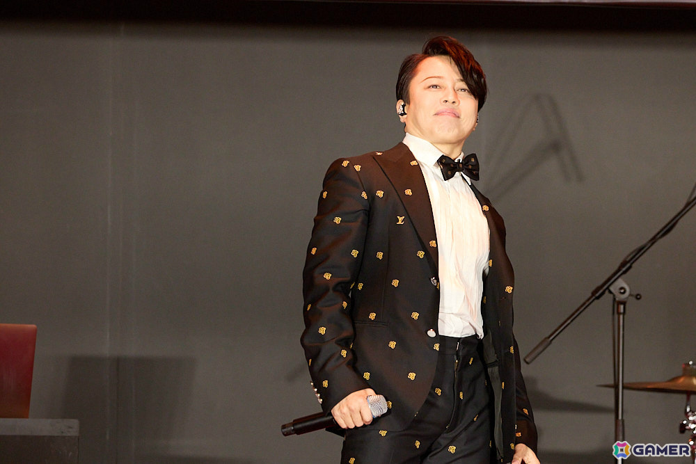 TVアニメ「片田舎のおっさん、剣聖になる」平田広明さん、東山奈央さん、西川貴教さんらが出演したレッドカーペット&先行上映会の公式レポートが公開!の画像