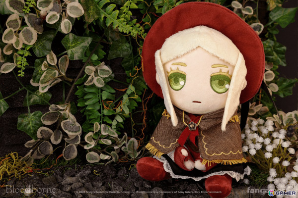 「Bloodborne」のグッズがFangamer Japanより販売！人形のぬいぐるみをはじめ、「星の娘 Tシャツ」「教区長エミーリア ピンバッジ」がラインナップの画像