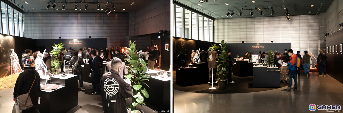 左:オープン時の会場内の様子 右:グッズ展示スペース