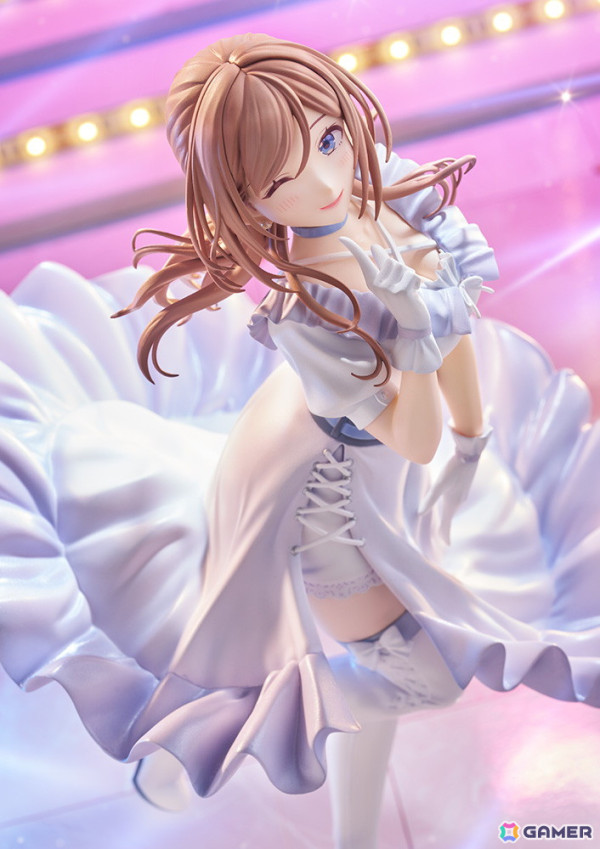 「学マス」莉波が「clumsy trick」をイメージした初のスケールフィギュアになって登場！優しくこちらに微笑む表情にも注目の画像