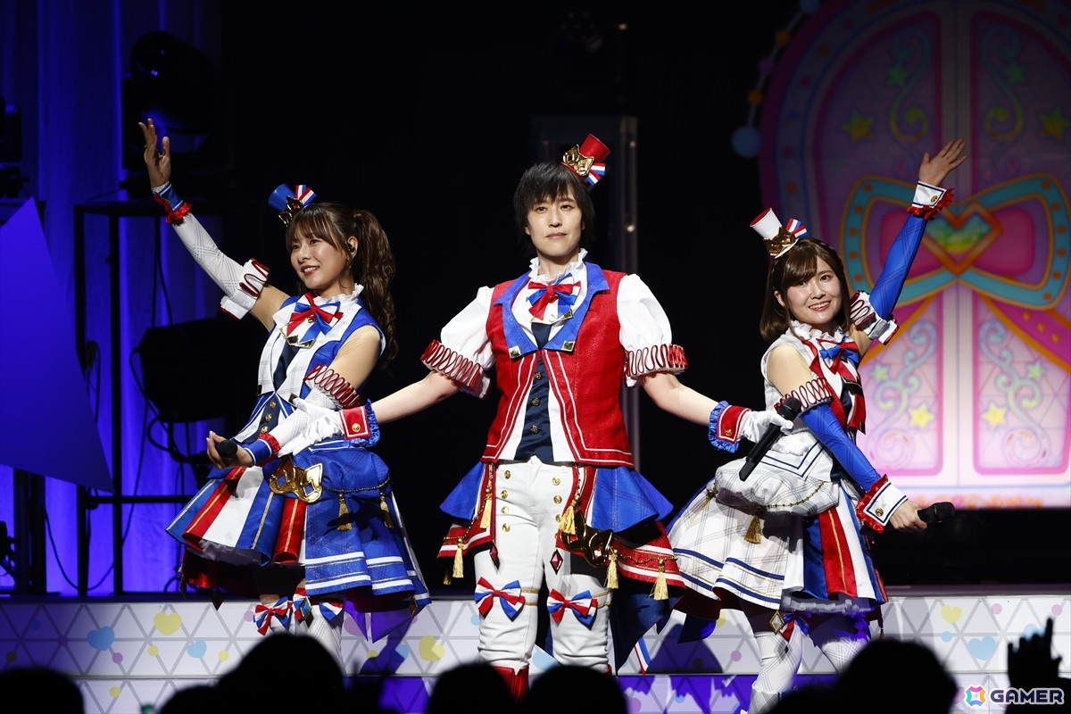 「ひみつのアイプリ×プリパラ プリ♡プリライブ」レポート:10人で歌う「ネバギバラバー」など、2作品ならではのコラボで大盛りあがりの画像