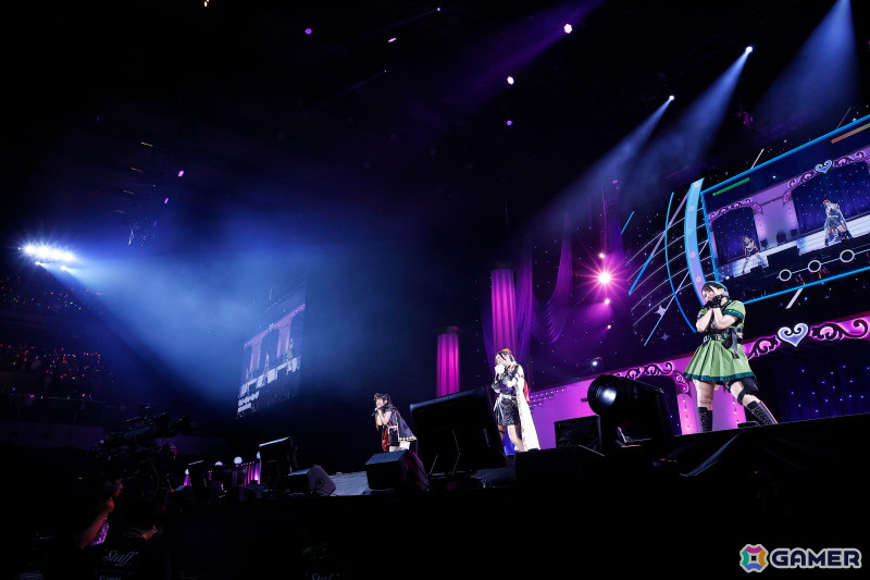 佳村はるかさんや大坪由佳さんがソロ3曲目を初披露！「デレステ」10周年記念ツアー東京公演DAY2レポートの画像