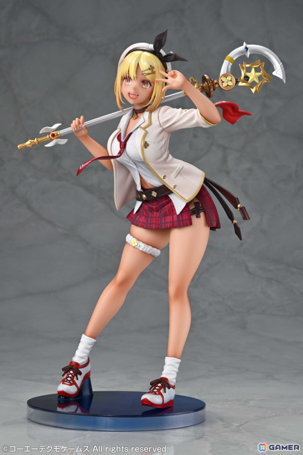 「レスレリアーナのアトリエ」のイベント「レスレリ学園」に登場した金髪ギャル姿のライザが1/7スケールフィギュアになって登場！予約受付も実施中の画像