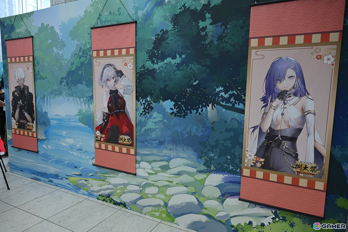 「雀魂6周年記念～魂天神社例大祭～」会場では縁日を思わせる射的や輪投げが盛況！ステージでは小清水亜美さん、立花慎之介さんら声優陣によるゆるい企画もの画像