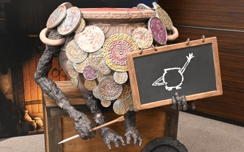 「FROMSOFTWARE GAMES EVENT Spring 2025 in TOKYO」会場レポート！アートワークやグッズの展示、ゲームの新情報が発表されたステージも
