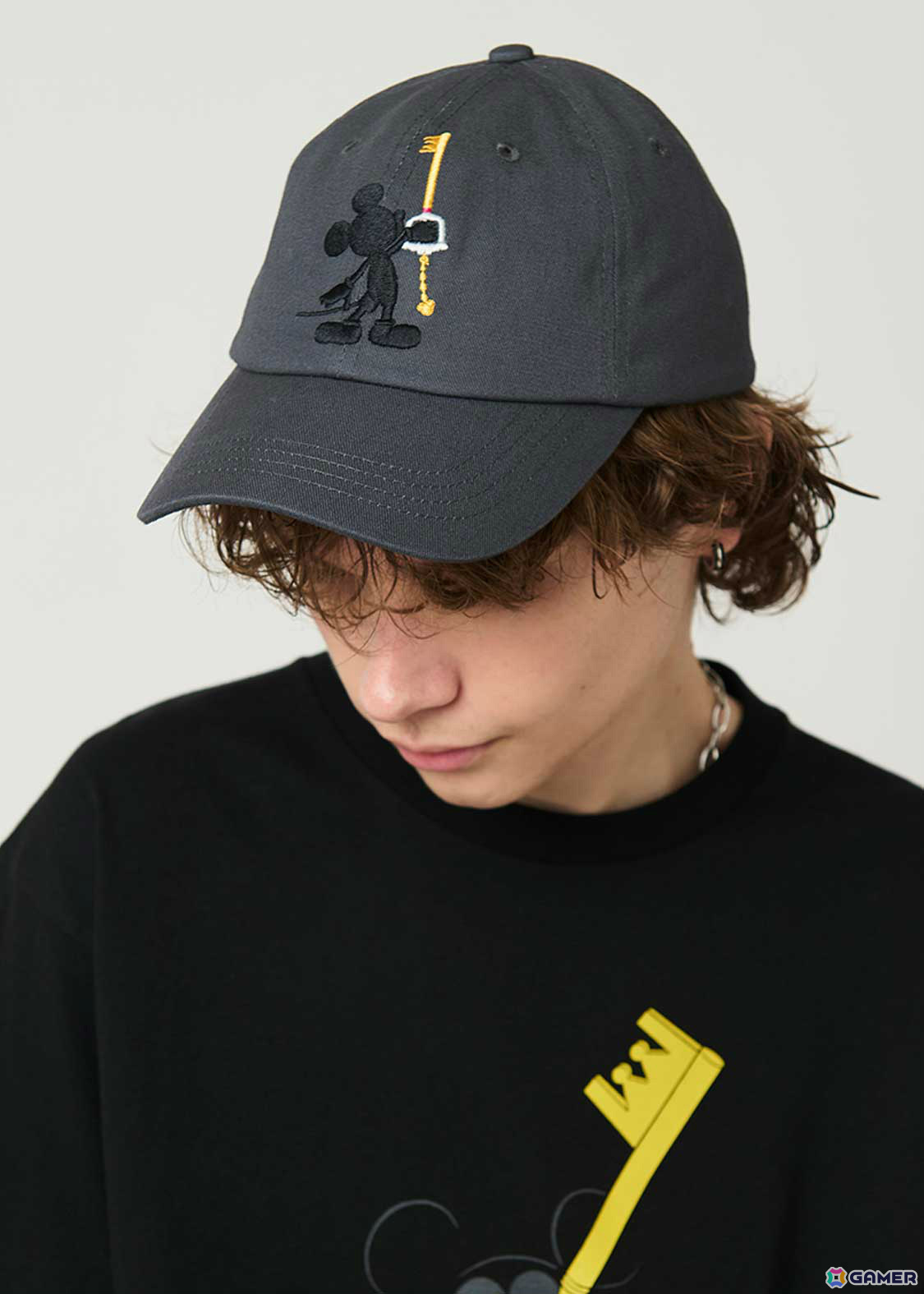 「キングダム ハーツ」とグラニフのコラボアイテムが登場!ソラたちが描かれたTシャツやバッグ、キャップなどがラインナップの画像