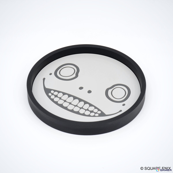 「NieR（ニーア）」シリーズからエミールがモチーフになったラバートレイや巾着袋が登場！の画像1