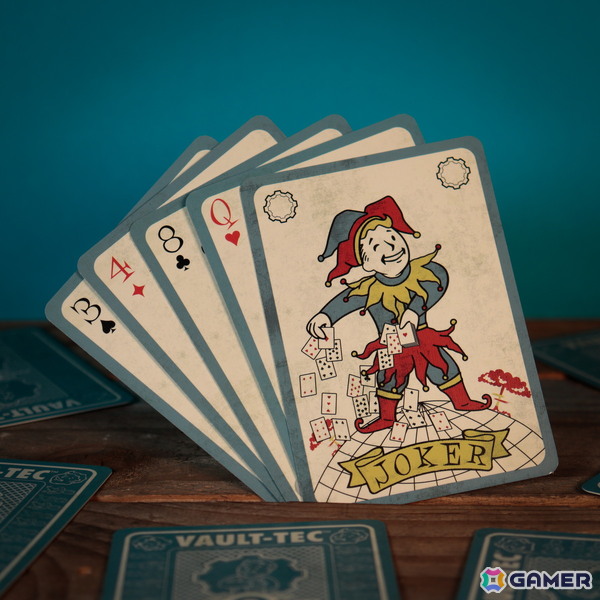 「Fallout」よりVault Boyがデザインされたモノクロコインとトランプの予約受付が開始!の画像