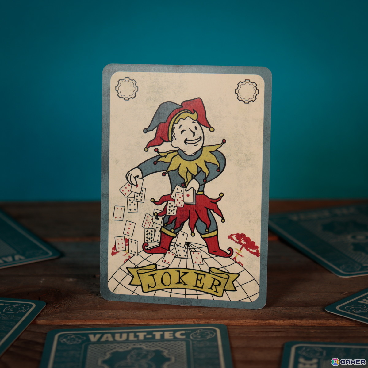 「Fallout」よりVault Boyがデザインされたモノクロコインとトランプの予約受付が開始！の画像7
