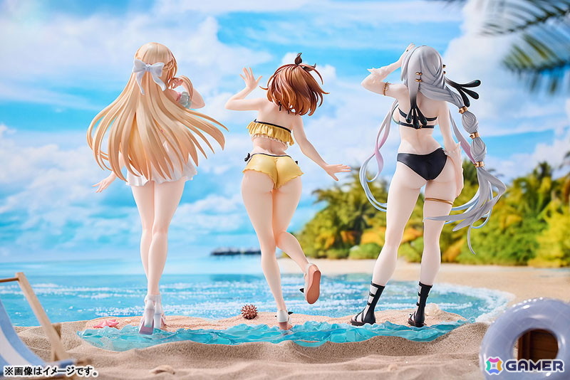 TVアニメ「ライザのアトリエ ～常闇の女王と秘密の隠れ家～」よりライザ、クラウディア、リラの3人が水着姿で1/7スケールフィギュアに！の画像