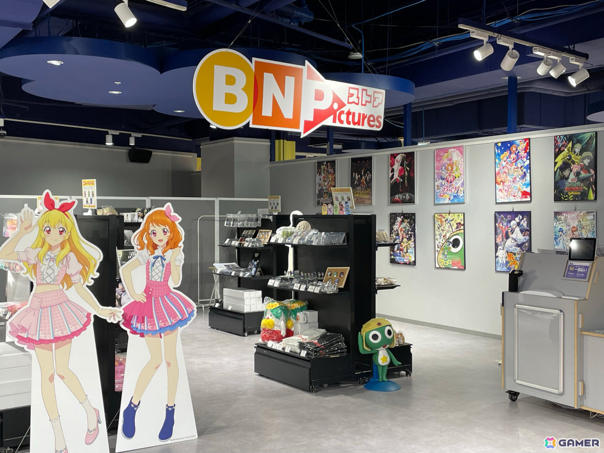 バンダイナムコピクチャーズのオフィシャルストア「BN Picturesストア」が5月16日よりバンダイナムコ Cross Store 博多に期間限定オープン!の画像