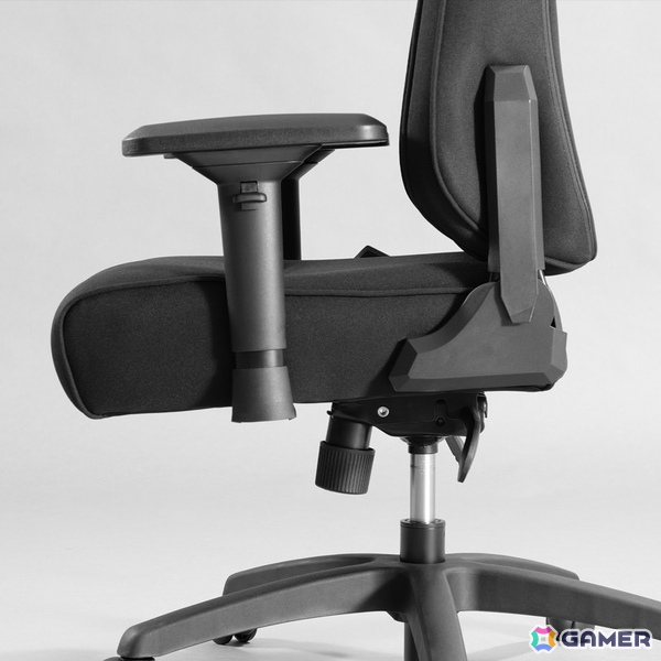 BauhutteよりFPSゲーマーに特化したゲーミングチェア「G-590」が発売！前傾姿勢をサポートするチルト機能などを搭載の画像