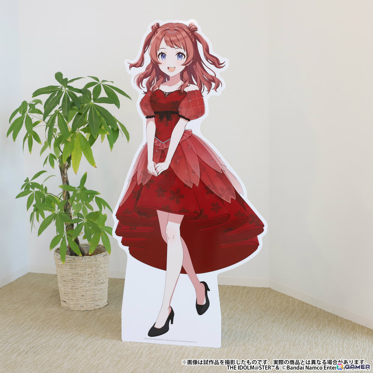 「学マス」パーティードレスを着た咲季たちの等身大スタンディが受注生産商品として登場!の画像