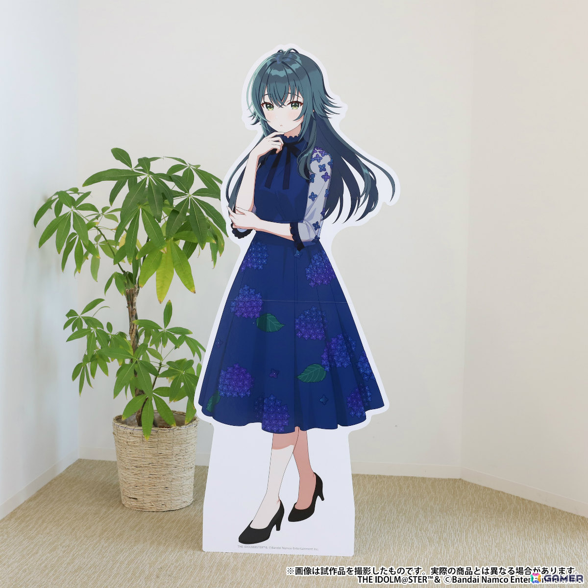 「学マス」パーティードレスを着た咲季たちの等身大スタンディが受注生産商品として登場!の画像
