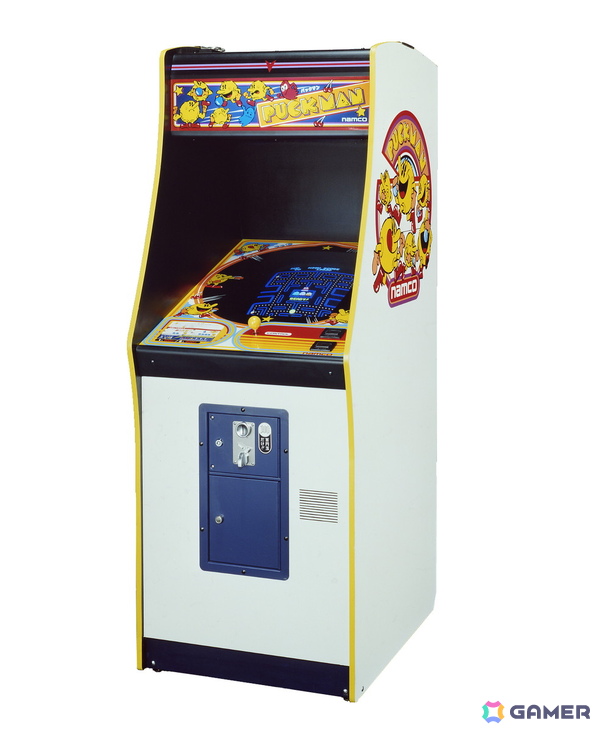 「LOVOT」と「PAC-MAN」のコラボが5月22日より実施！コラボTシャツの販売や「LOVOT ストア　渋谷ヒカリエ ShinQs店」がパックマン仕様にの画像2