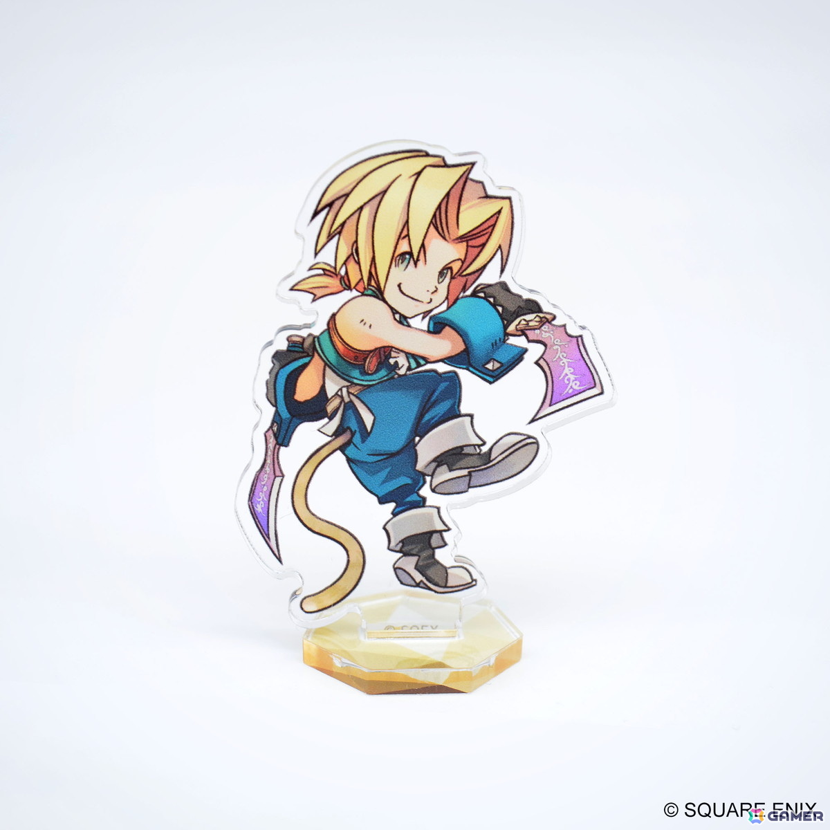 「FFIX」ビビのフェイスマグカップ、ぬいぐるみポーチや板鼻利幸氏新規描き下ろしイラストを使用したアクリルスタンドが登場!の画像