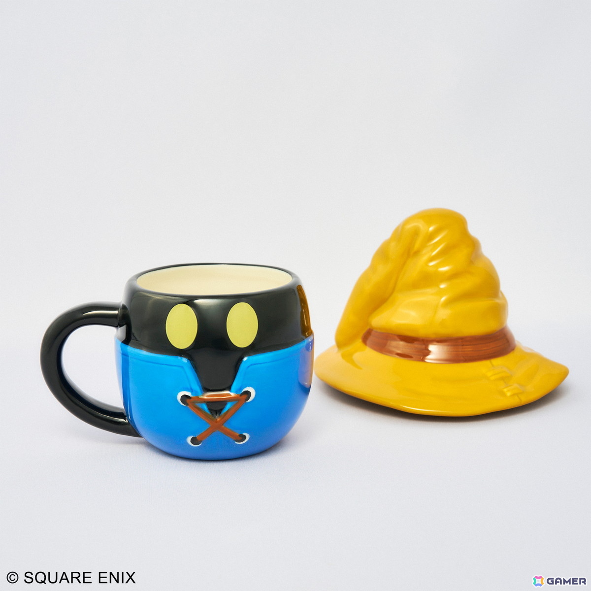 「FFIX」ビビのフェイスマグカップ、ぬいぐるみポーチや板鼻利幸氏新規描き下ろしイラストを使用したアクリルスタンドが登場!の画像