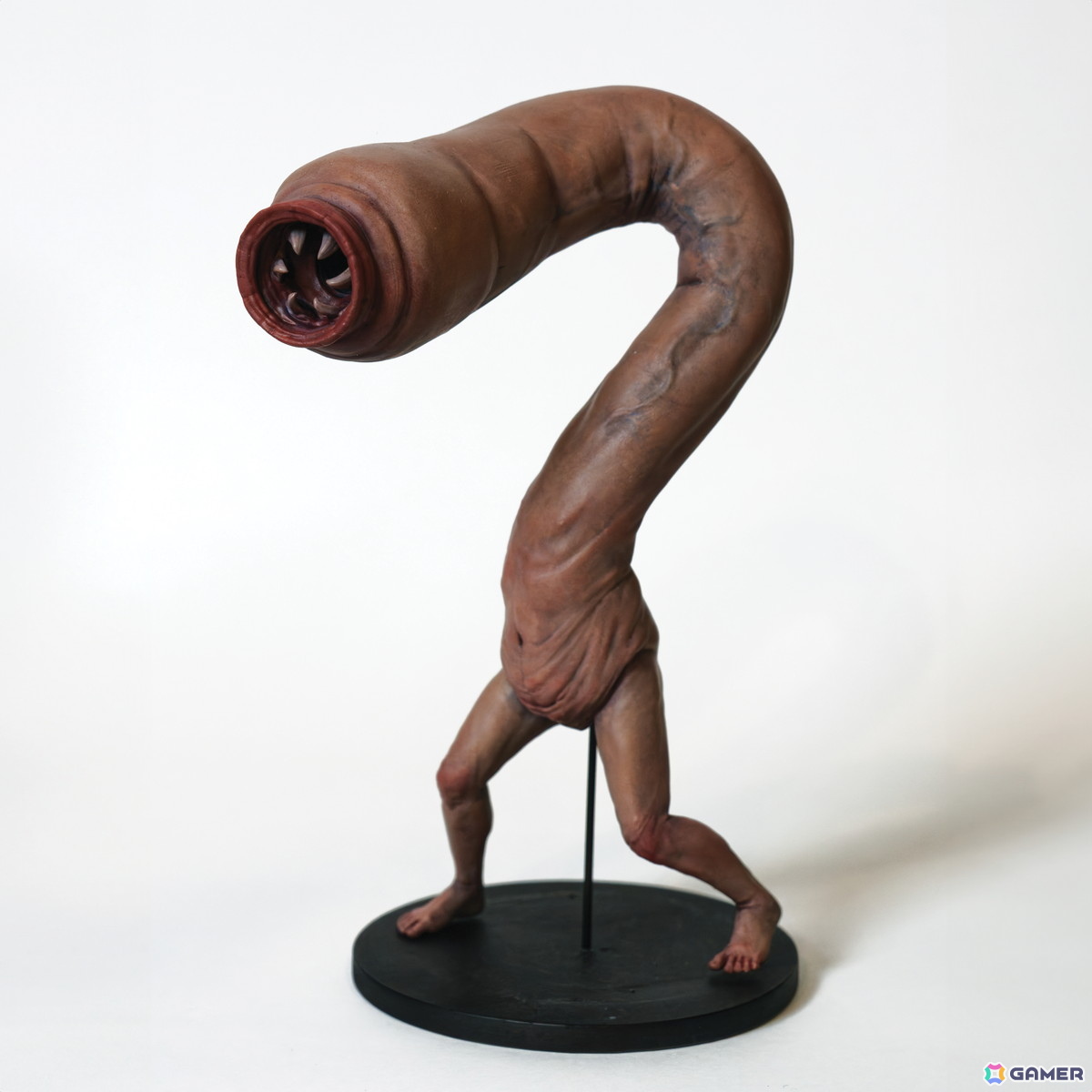 野狗子: Slitterhead」のコンセプトアート展が7月12日より開催決定