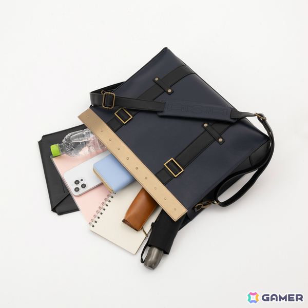「メタファー:リファンタジオ」主人公モチーフのコート&ショルダーバッグがSuperGroupiesから登場!の画像