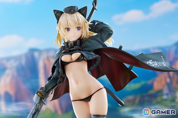 「島田フミカネ ART WORKS」よりアルシアがフィギュアに！ジャケットの上にマントを羽織り、大型の長刀を装備した姿で立体化の画像20