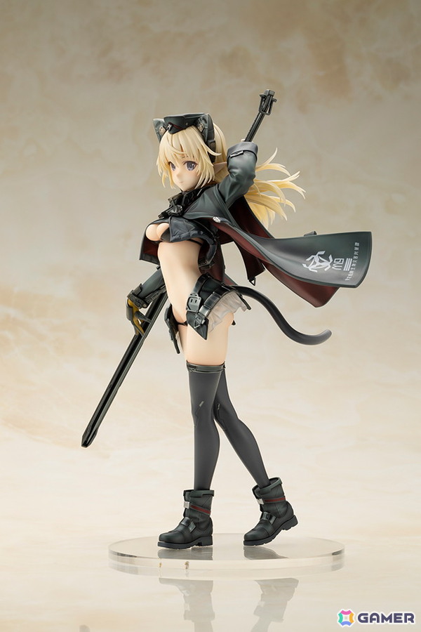 「島田フミカネ ART WORKS」よりアルシアがフィギュアに！ジャケットの上にマントを羽織り、大型の長刀を装備した姿で立体化の画像6