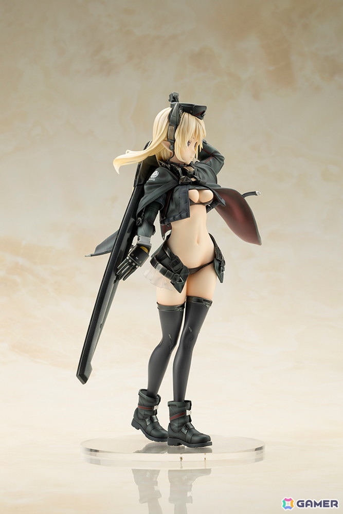 「島田フミカネ ART WORKS」よりアルシアがフィギュアに!ジャケットの上にマントを羽織り、大型の長刀を装備した姿で立体化の画像