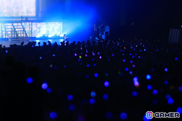 ゲームのライブ演出を再現したソロ曲に加えて「Star-mine」「雨上がりのアイリス」のサプライズも！「学マス The 1st Period Spotlight Star」DAY1レポートの画像20