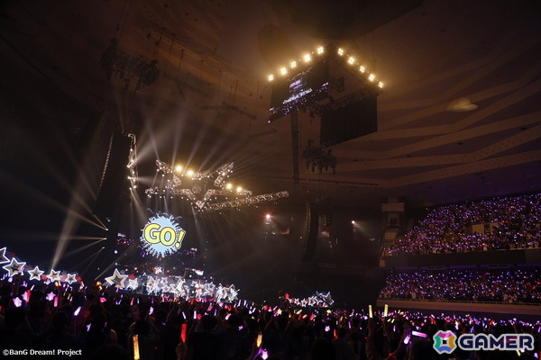 ポピパの歴史が詰め込まれた日本武道館でのパフォーマンス！Poppin'Party 10th Anniversary LIVE「ホシノコドウ」をレポートの画像3