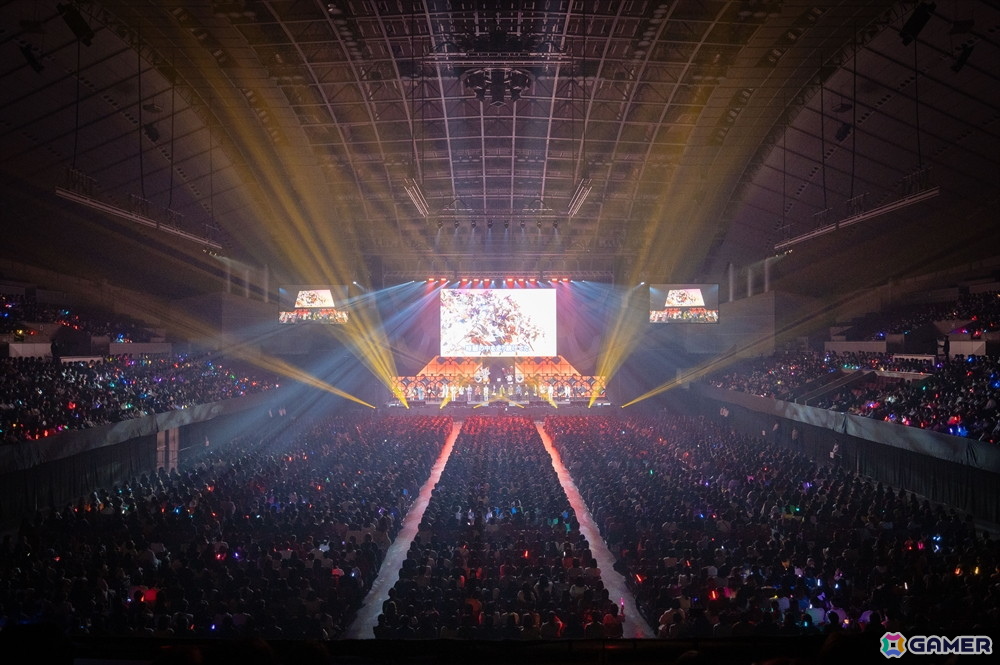 祝装の刀剣男士たちと10周年をお祝い！豪華キャストも駆けつけた「刀剣乱舞 大本丸博 2025」会場＆富士ステージをレポートの画像