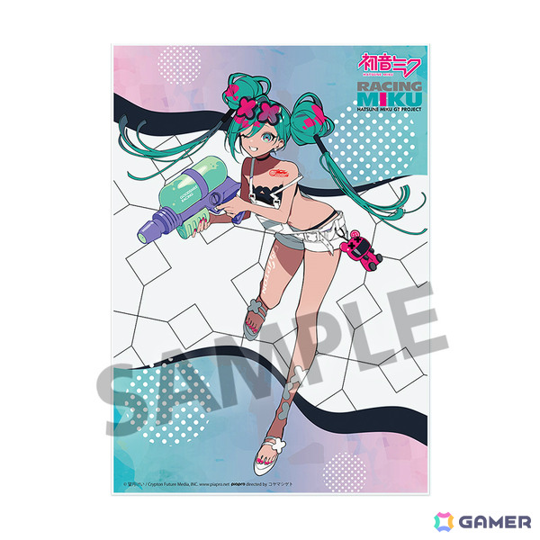 「レーシングミク 2025Ver.」望月けいさんによる描き下ろしイラストを使用したビジュアルアクリルプレート、ミニ色紙が登場！の画像3