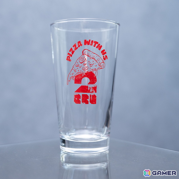 ゲーム実況者「2BRO.」のピザショップをイメージした「PIZZA WITH US」グッズが発売！ピザボックスにTシャツやステッカーを詰め込んだ豪華セットもの画像8