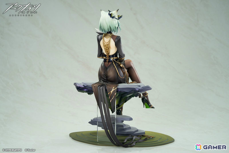 「アークナイツ」より「ケルシー The Pilgrim ver.」の1/7スケールフィギュアが登場!特典としてアクリルキーホルダーが付属の画像