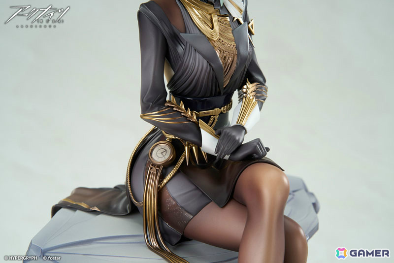 「アークナイツ」より「ケルシー The Pilgrim ver.」の1/7スケールフィギュアが登場!特典としてアクリルキーホルダーが付属の画像