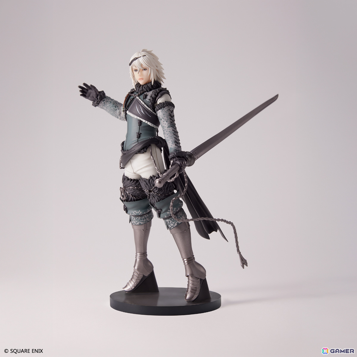 「『NieR Replicant ver.1.22474487139...』フォルミズム ニーア」が10月25日に発売!逞しく成長した青年期の姿で立体化の画像