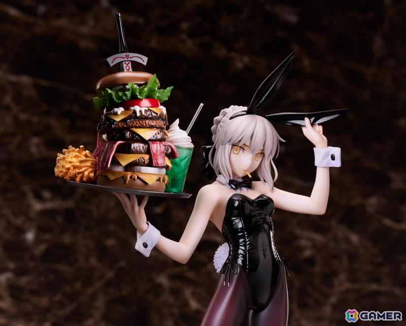 FGO」セイバー/アルトリア・ペンドラゴン〔オルタ〕がバニースーツ姿で