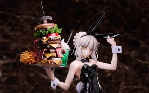 「FGO」セイバー/アルトリア・ペンドラゴン〔オルタ〕がバニースーツ姿で立体化！「2024年プレミアムカレンダー」の表紙イラストを忠実に再現