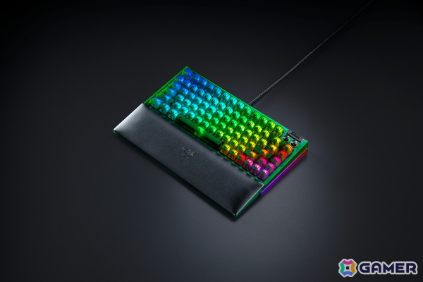 Razerより透明なデザインが目を引く「Razer Phantom Collection」が発売！マウス、キーボード、ヘッドセット、マウスパッドの4製品が登場の画像5