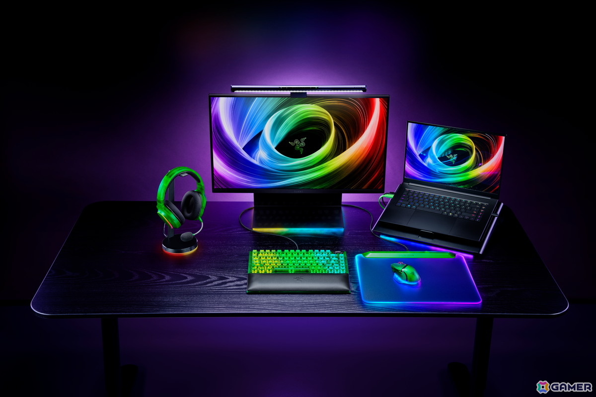Razerより透明なデザインが目を引く「Razer Phantom Collection」が発売！マウス、キーボード、ヘッドセット、マウスパッドの4製品が登場の画像