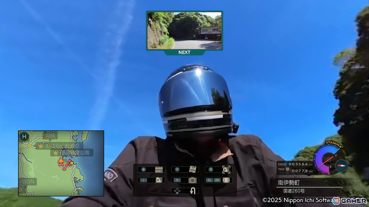 ゲームなので「わき見運転」も思うがまま。カメラをぐるりと動かせば、景色だけでなくバイクを駆る自分の姿を映すことも。