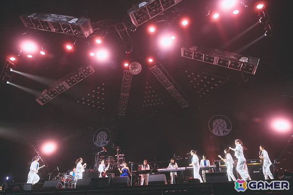RAISE A SUILEN LIVE 2025「REBEL SOUNDWAVE」が開催！最新Single収録曲「HOWLING AMBITION」「VIVID FIRST TIME」を含む16曲を披露の画像3