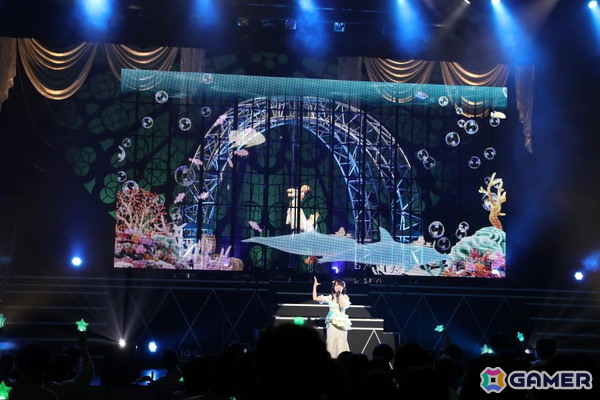 「ポールプリンセス!!」Blue Star Dream Liveレポート：ギャラクシープリンセス、エルダンジュが全員集合。歌唱とポールダンスの共演による未曾有のライブ体験にの画像12