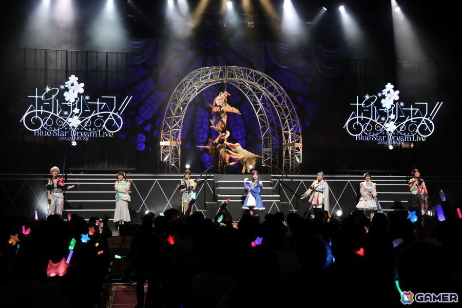「ポールプリンセス!!」Blue Star Dream Liveレポート:ギャラクシープリンセス、エルダンジュが全員集合。歌唱とポールダンスの共演による未曾有のライブ体験にの画像