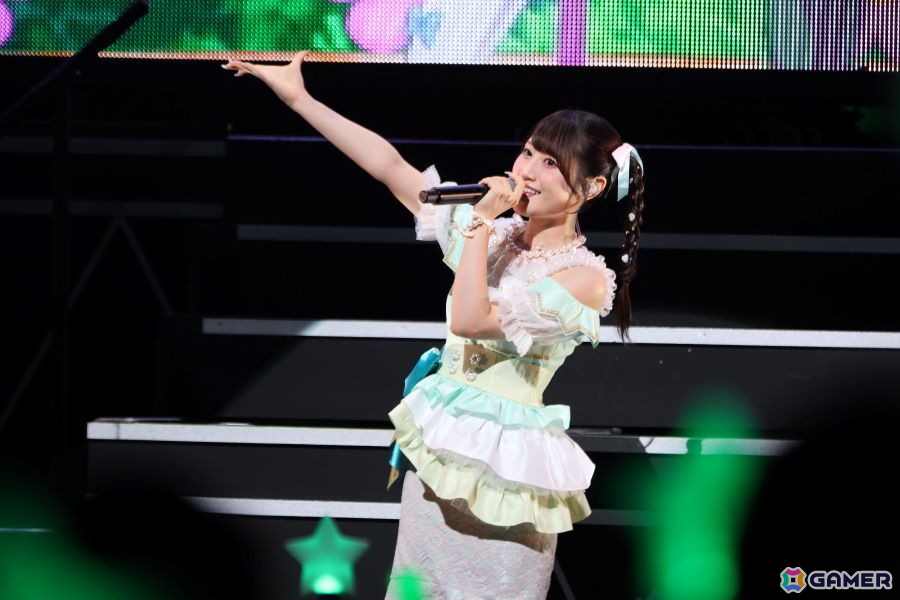 「ポールプリンセス!!」Blue Star Dream Liveレポート:ギャラクシープリンセス、エルダンジュが全員集合。歌唱とポールダンスの共演による未曾有のライブ体験にの画像