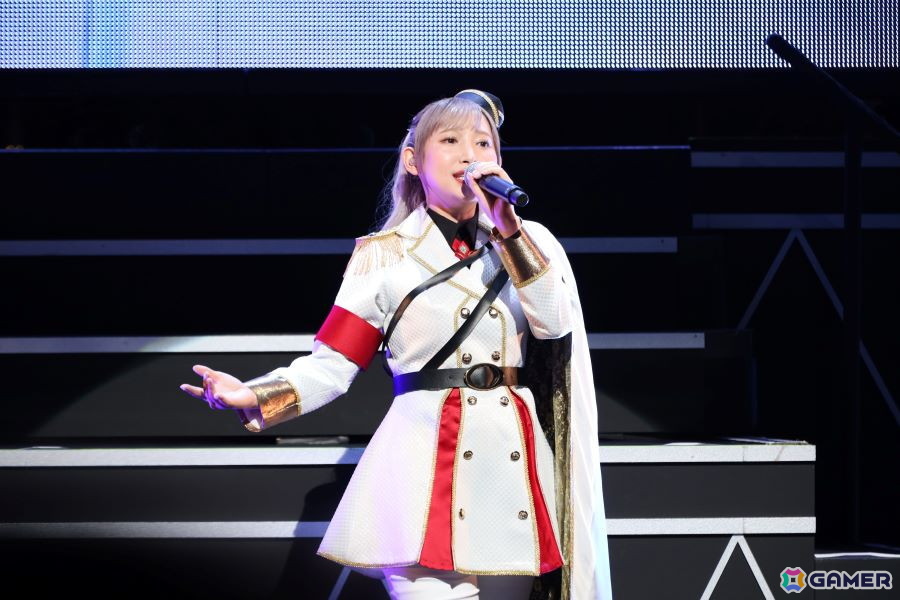 「ポールプリンセス!!」Blue Star Dream Liveレポート:ギャラクシープリンセス、エルダンジュが全員集合。歌唱とポールダンスの共演による未曾有のライブ体験にの画像