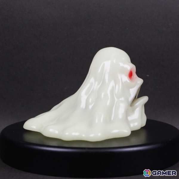 「真・女神転生V Vengeance」発売1周年記念グッズが登場！ナホビホのメタル立体キーホルダーや再販となる外道スライムのソフビなどを展開の画像