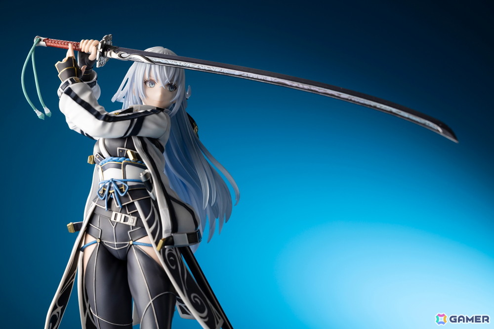 「軌跡シリーズ」共和国編から登場する《白銀の剣聖》「シズナ・レム・ミスルギ」がスケールフィギュア化!の画像